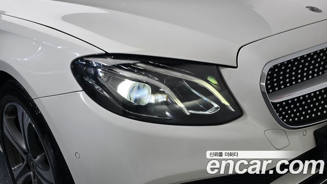 Mercedes-Benz E-Class (W213) E300 Avantgarde 2019 — фото 22