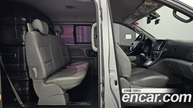 Hyundai Grand Starex 5-Seater VAN Modern 2016 — фото 12