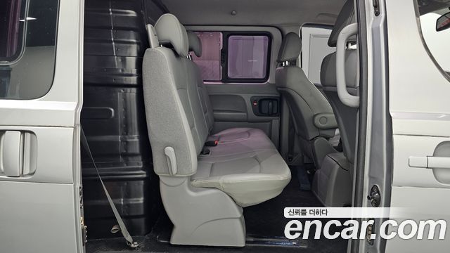 Hyundai Grand Starex 5-Seater VAN Modern 2016 — фото 13