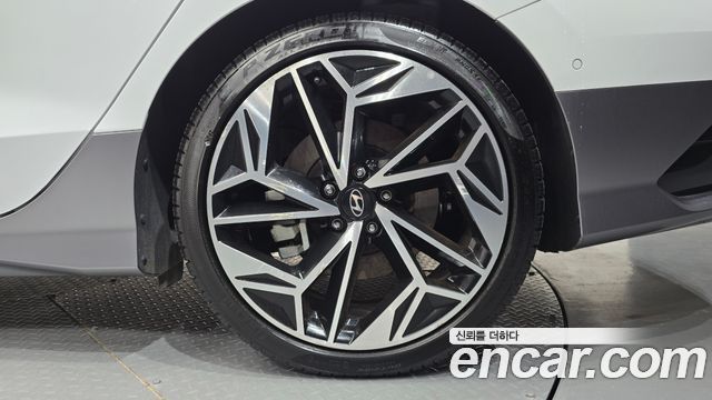Hyundai Ioniq 6 Long Range AWD Prestige 2023 — фото 21