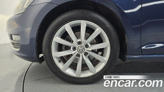 Volkswagen Golf (VII) 2.0 TDI 2015 — фото 5