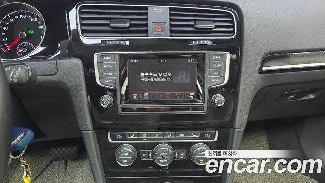 Volkswagen Golf (VII) 2.0 TDI 2015 — фото 12