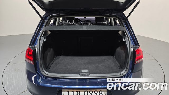 Volkswagen Golf (VII) 2.0 TDI 2015 — фото 15