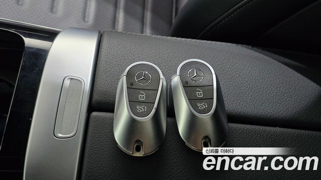 Mercedes-Benz GLC-Class (X254) GLC300 4MATIC Coupe 2024 — фото 16