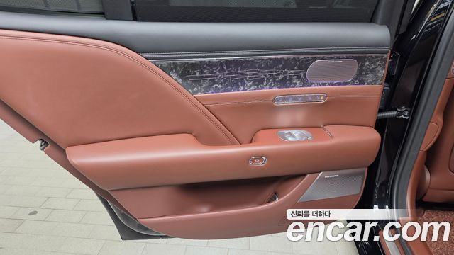 Genesis G90 (RS4) Gasoline 3.5 Turbo AWD 2022 — фото 25