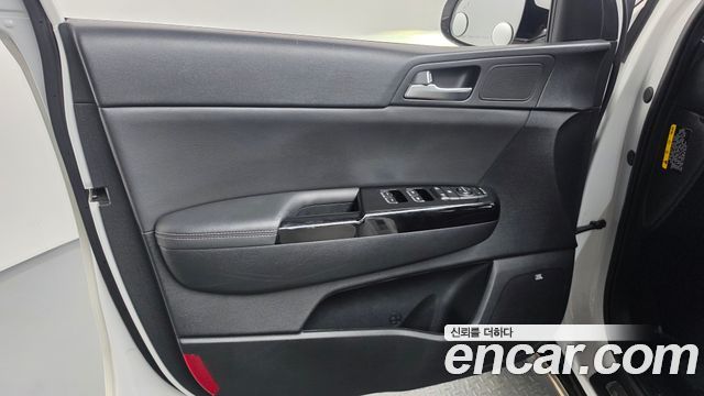 Kia Sportage The Bold Diesel 2.0 2WD Inteligent 2019 — фото 24