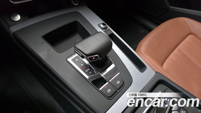 Audi Q5 (FY) 45 TFSI Quattro 2022 — фото 9