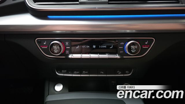 Audi Q5 (FY) 45 TFSI Quattro 2022 — фото 17