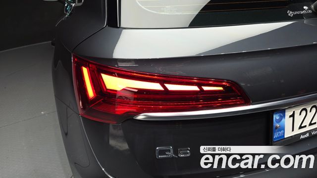 Audi Q5 (FY) 45 TFSI Quattro 2022 — фото 23