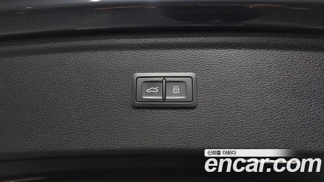 Audi Q5 (FY) 45 TFSI Quattro 2022 — фото 28
