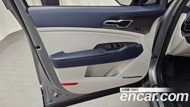 Kia Sportage Hybrid (V) Signature Gravity 2WD 2022 — фото 24