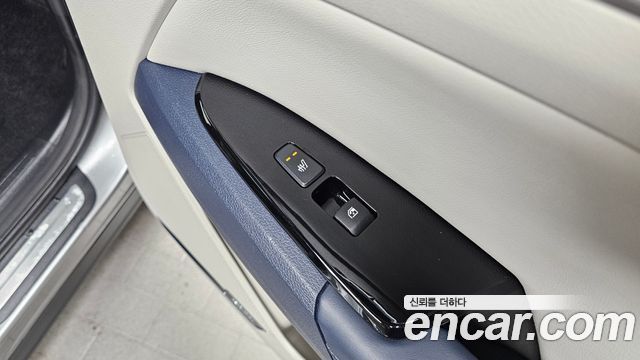 Kia Sportage Hybrid (V) Signature Gravity 2WD 2022 — фото 28