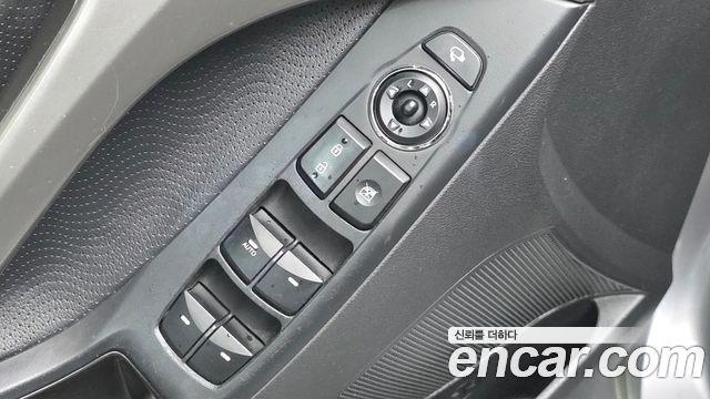 Hyundai Avante (MD) M16 GDI Luxury 2012 — фото 12