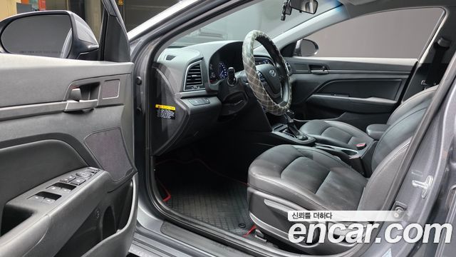 Hyundai Avante (AD) 1.6 GDI Smart 2016 — фото 10