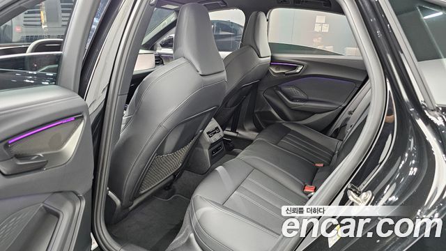 Audi A5 (B10) 40 TFSI Quattro S Line Black Edition 2025 — фото 12