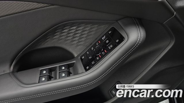 Audi A5 (B10) 40 TFSI Quattro S Line Black Edition 2025 — фото 14