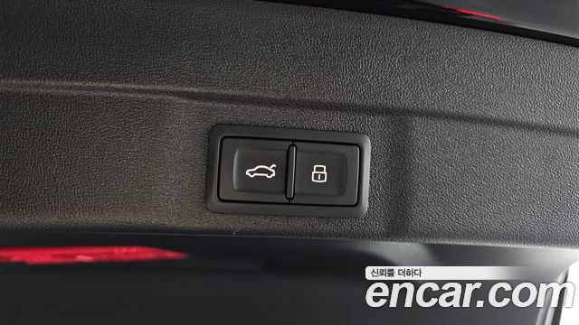 Audi A5 (B10) 40 TFSI Quattro S Line Black Edition 2025 — фото 36