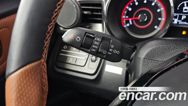 KG Mobility (SsangYong) Tivoli Armor Gear Plus 2WD 2019 — фото 14