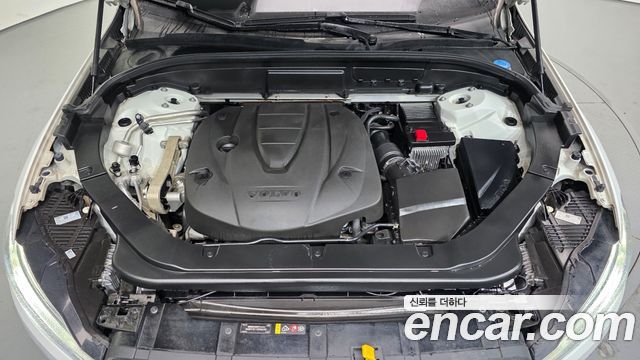Volvo XC60 (II) D5 Inscription 2019 — фото 6