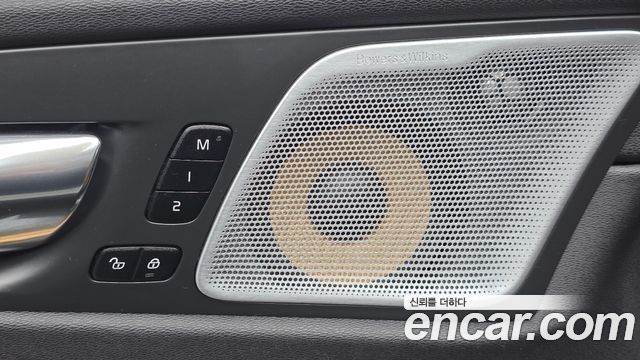 Volvo XC60 (II) D5 Inscription 2019 — фото 14