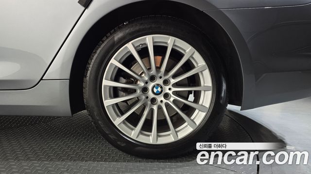 BMW 5 Series (G30) 520i Luxury 2020 — фото 27