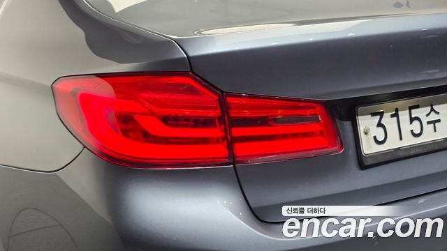 BMW 5 Series (G30) 520i Luxury 2020 — фото 29