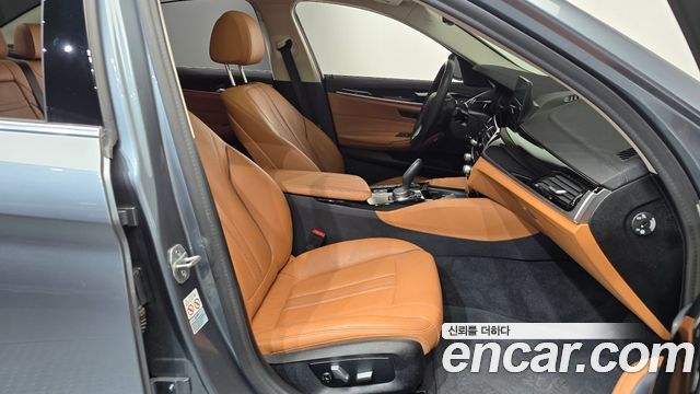 BMW 5 Series (G30) 520i Luxury 2020 — фото 32