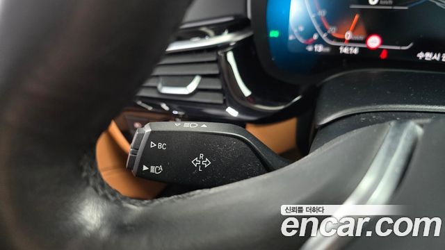 BMW 5 Series (G30) 520i Luxury 2020 — фото 35