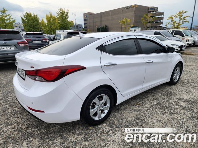 Hyundai Avante 1.6 GDi Smart Standard 2016 — фото 2