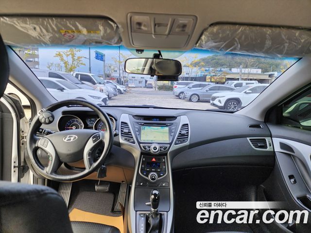 Hyundai Avante 1.6 GDi Smart Standard 2016 — фото 7