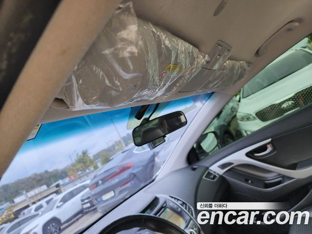 Hyundai Avante 1.6 GDi Smart Standard 2016 — фото 20