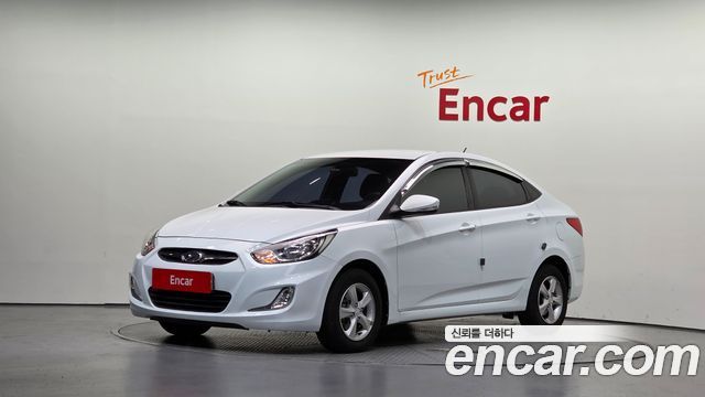 Hyundai Accent (New) 1.4 VVT Modern