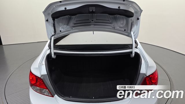 Hyundai Accent (New) 1.4 VVT Modern 2014 — фото 20