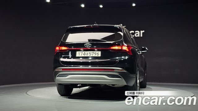Hyundai Santa Fe Diesel 2.2 2WD Exclusive 2022 — фото 4