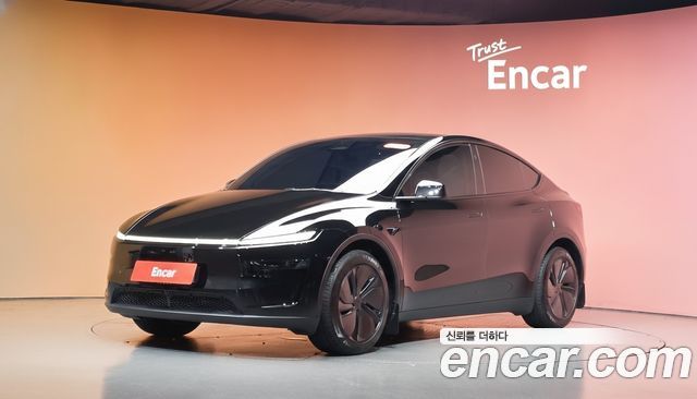 Tesla Model Y RWD