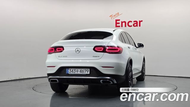 Mercedes-Benz GLC-Class (X253) GCL300 4MATIC Coupe 2023 — фото 4