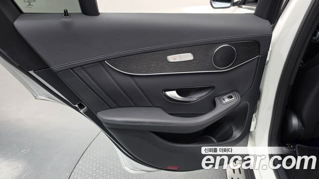 Mercedes-Benz GLC-Class (X253) GCL300 4MATIC Coupe 2023 — фото 25