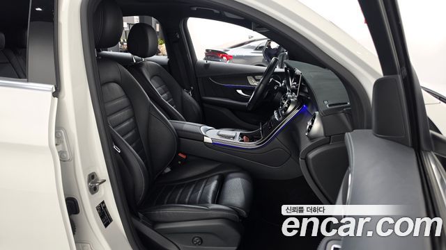 Mercedes-Benz GLC-Class (X253) GCL300 4MATIC Coupe 2023 — фото 26