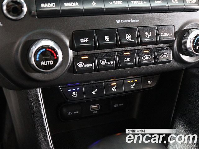 Kia Sportage The Bold Diesel 2.0 2WD Prestige 2020 — фото 10