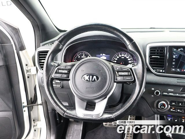 Kia Sportage The Bold Diesel 2.0 2WD Prestige 2020 — фото 19