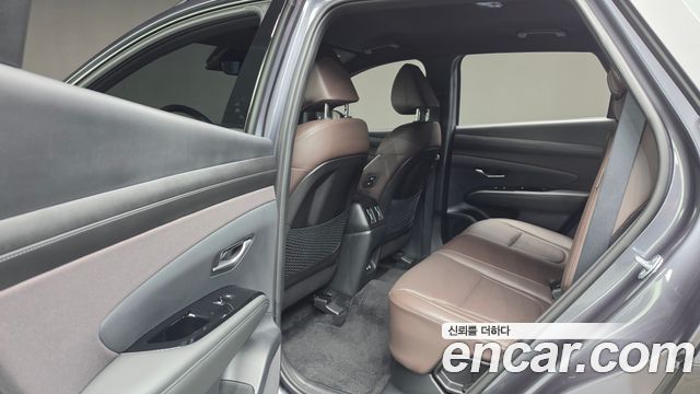 Hyundai Tucson Hybrid (NX4) HEV 1.6 2WD Inspiration 2024 — фото 29