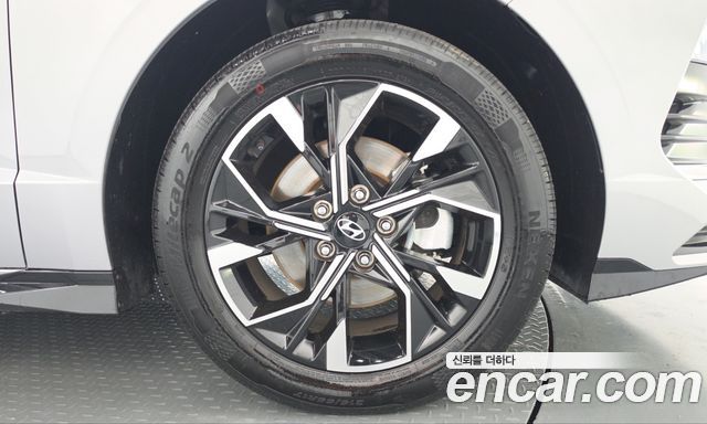 Hyundai Sonata The Edge (DN8) 2.0 LPG(Taxi) Mobility 2025 — фото 21