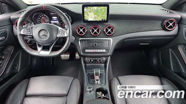 Mercedes-Benz CLA-Class (C117) CLA45 AMG 4MATIC 2018 — фото 7