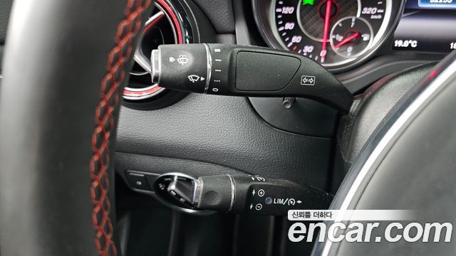 Mercedes-Benz CLA-Class (C117) CLA45 AMG 4MATIC 2018 — фото 14