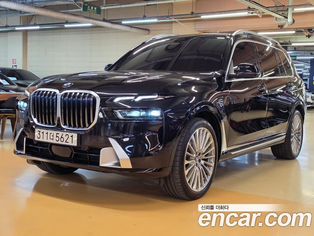 BMW X7 (G07) xDrive 40i Design Pure Excellence 7-Seater 2024 — фото 2