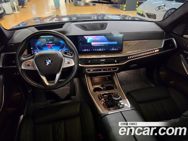 BMW X7 (G07) xDrive 40i Design Pure Excellence 7-Seater 2024 — фото 16