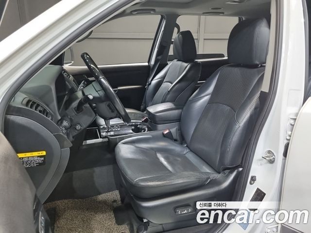 Kia Mohave 4WD KV 300 2015 — фото 15