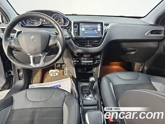 Peugeot 2008 1.6 e-HDi Feline L 2015 — фото 5