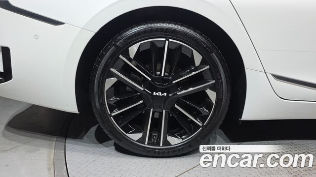 Kia K8 2.5 Gasoline 2WD Signature 2025 — фото 5