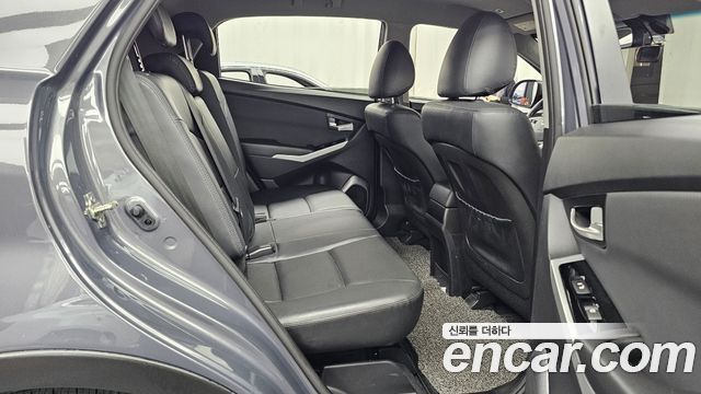 KG Mobility (SsangYong) Style Korando C 2.2 RX 2WD DLX 2018 — фото 11